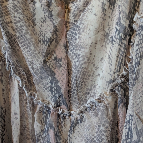 NWT Olivaceous Cream Ruffled Tiered Bell Sleeve Dress Sz. S - Picture 11 of 15